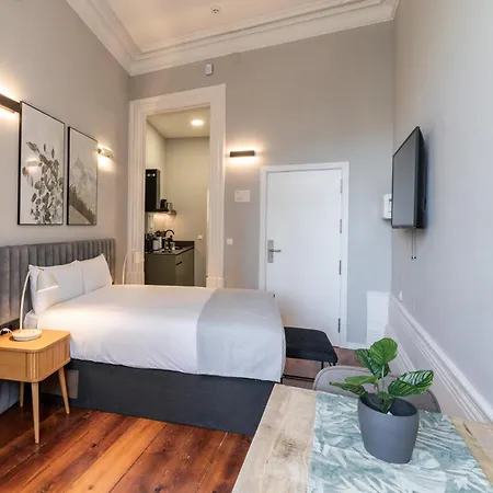 Limehome Rua De Dom Manuel Ii Appartement