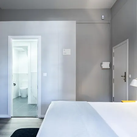 Limehome Rua De Dom Manuel Ii Appartement